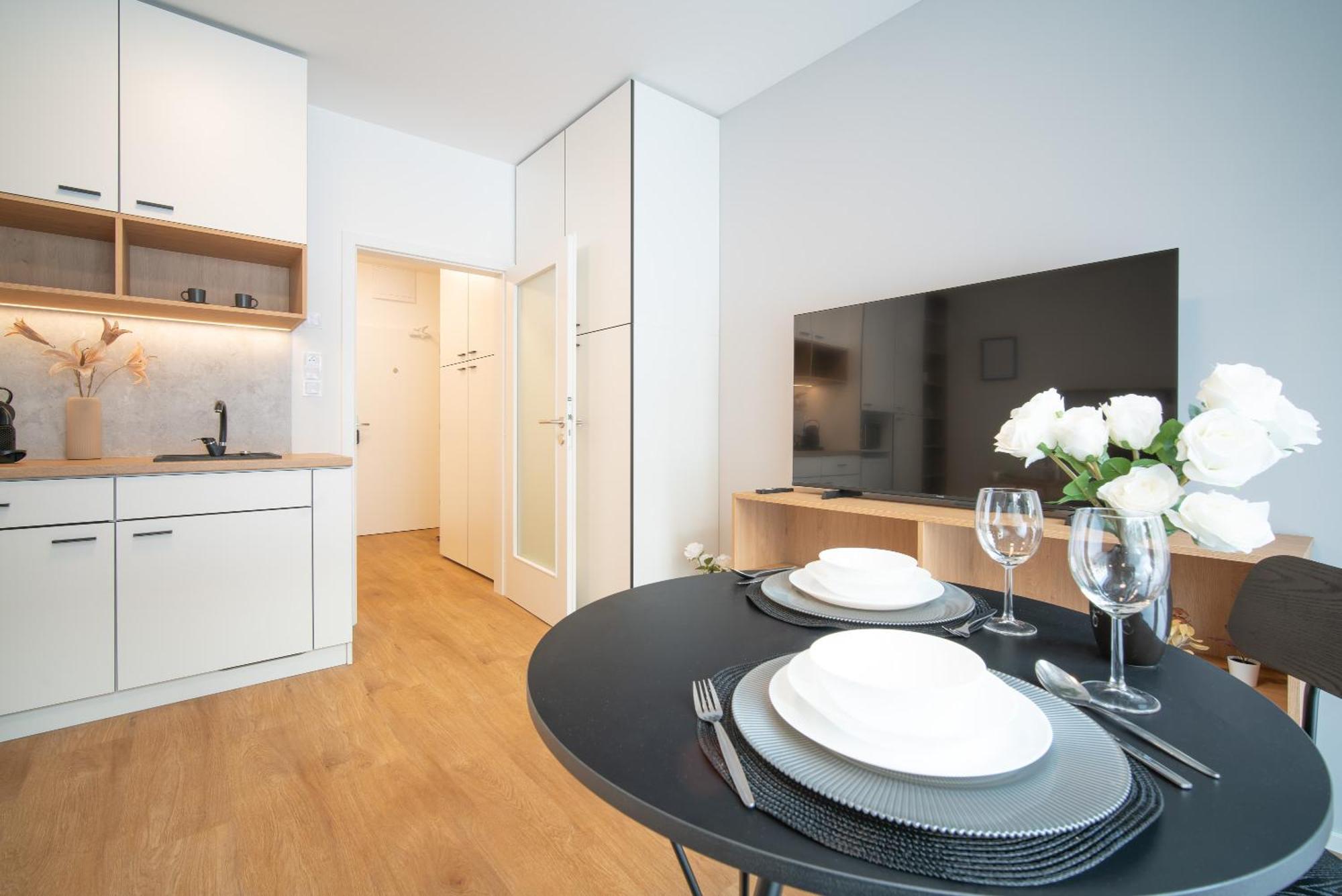 City Relax Apartments With Free Parking, 10 Mins Walk To City Centre Брно Екстер'єр фото